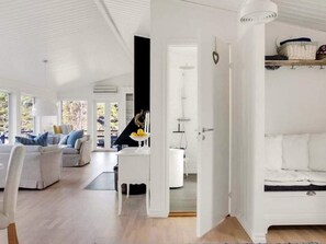 House | Interior - 5 Star Holiday Home in Hjalteby (Hjaelteby)