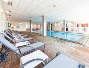 Apartamento | Piscina | Piscina interna, piscina externa