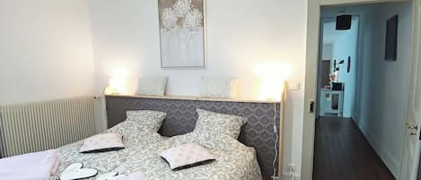 1 chambre, fer et planche Ă repasser, lit parapluie, Wi-Fi gratuit