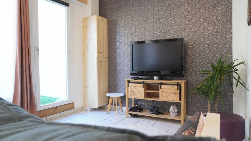 Appartement F2 Avec Grande Terrasse Centre Historique - Luxeuil-les-Bains