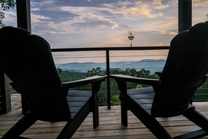 Property grounds - Above the clouds, 20 acres outside of Highlands, NC @Fire Mountain Lodge & Club (Scaly Mountain)