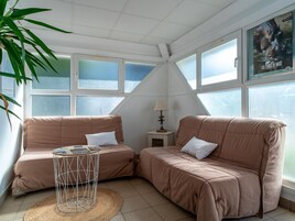 Apartment | Living room