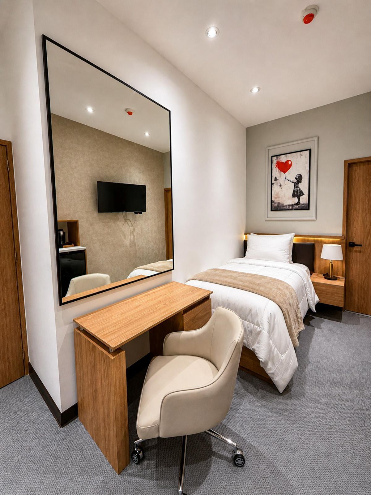 In-room safe, desk, laptop workspace, soundproofing