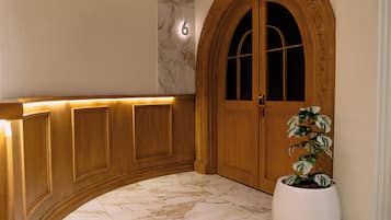 Deluxe Room | Premium bedding, down comforters, in-room safe, desk