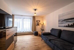 Family Apartment | Living area - Bergzeit Appartements (Bad Gastein)