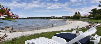 Equipped Flat Just a Short Walk From the Beach