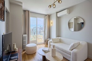 Apartment | Living area - Charming Apartment in Beaubourg - Le Marais (Paris)
