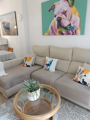 TV - Vacation Home 'Victoria Salitre Y Sol' with Balcony and Wi-Fi (Puerto de la Cruz)