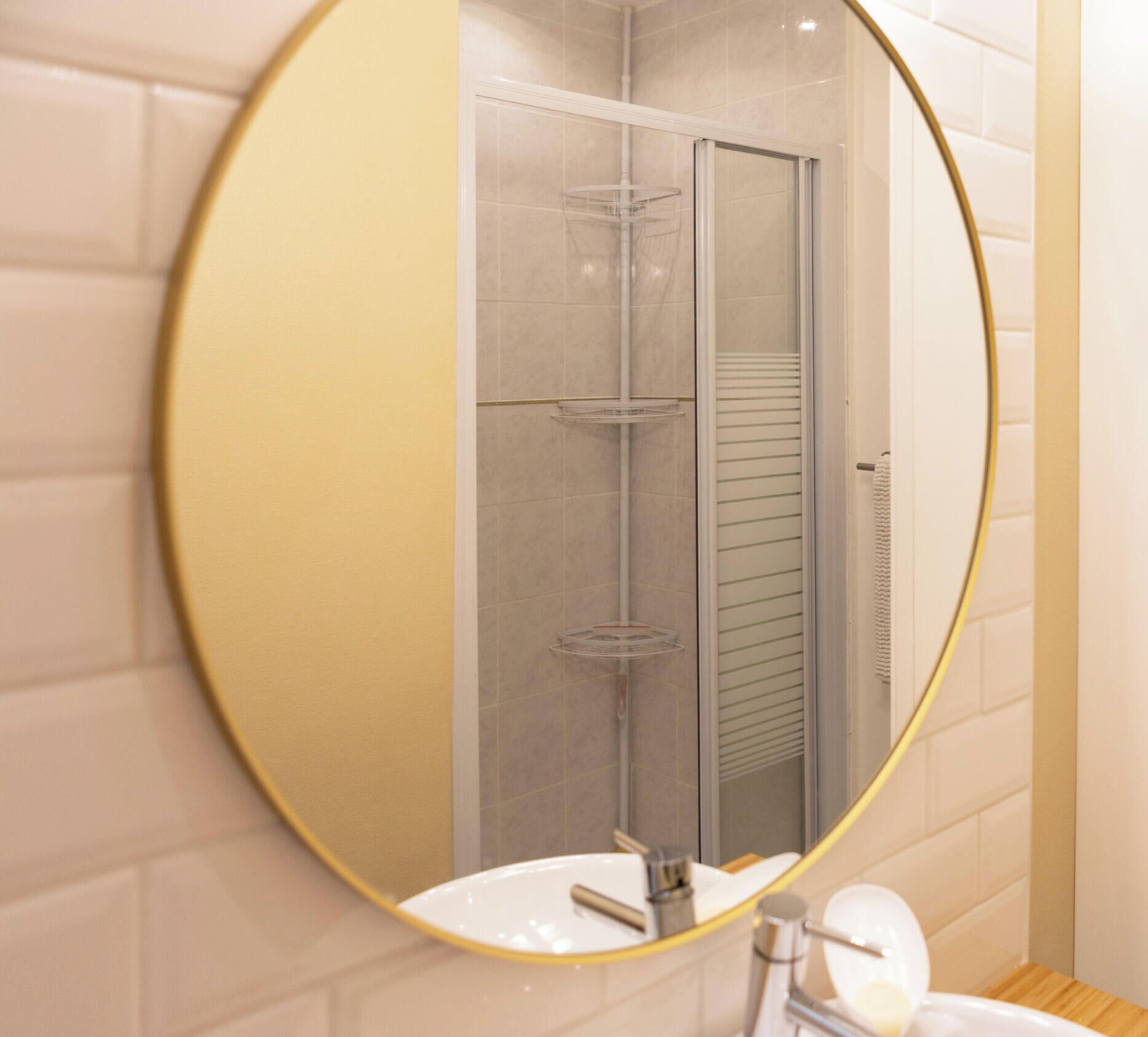 Een douche, een haardroger