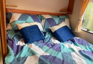1 bedroom, iron/ironing board, bed sheets - Pantyronen Tourer Holidays in Llandrindod Wells (Llandrindod Wells)