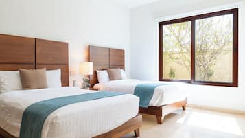 Luxe appartement, uitzicht op tuin | Luxe beddengoed, donzen dekbedden, bedden met traagschuimmatras