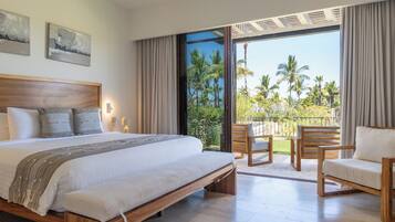 Luxury Apartment, 3 Bedrooms, Garden Area | Premium bedding, down comforters, memory foam beds, blackout drapes