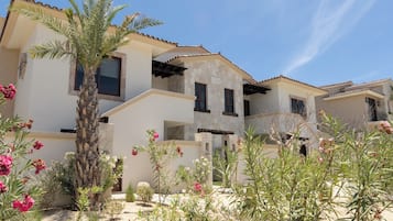 Luxury Apartment, 3 Bedrooms, Garden Area | Street view