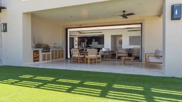 Family Apartment, Garden View | Garden view