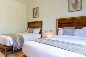Departamento de lujo, 3 habitaciones, en el área del jardín | Ropa de cama de alta calidad, edredón y camas con efecto memoria 