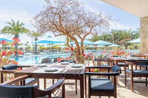 Outdoor dining - Palmilla Dunes Luxury Residences (San José del Cabo)
