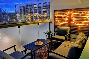 Interior - Modern Nordic Stay in Helsinki Center with Pool, Sauna & Gym (Helsinki)