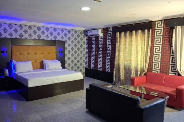 Business Room, Non Smoking, Air conditioning | Interior