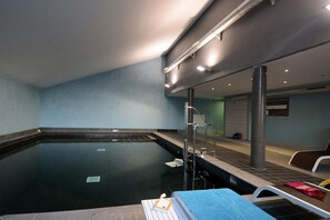 Apartment | Pool - Cosy Forest Retreat Near Slopes (Les Angles)