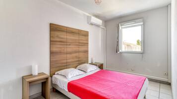 2 bedrooms