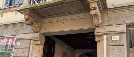 AuĂendetails
