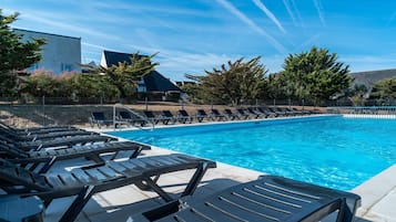 Departamento | Alberca | Alberca al aire libre y alberca climatizada