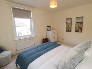 3 bedrooms, individually decorated, individually furnished, free WiFi - Trafalgar I (Scarborough)