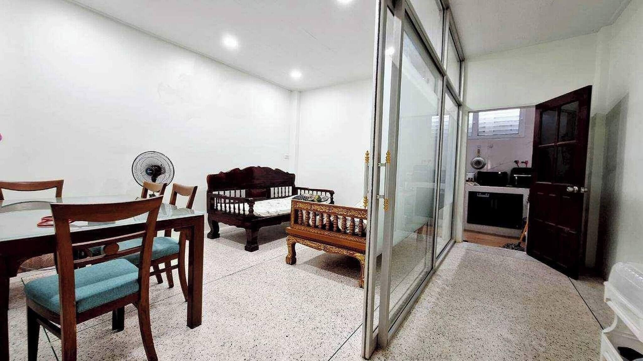House, 3 Bedrooms | Interior