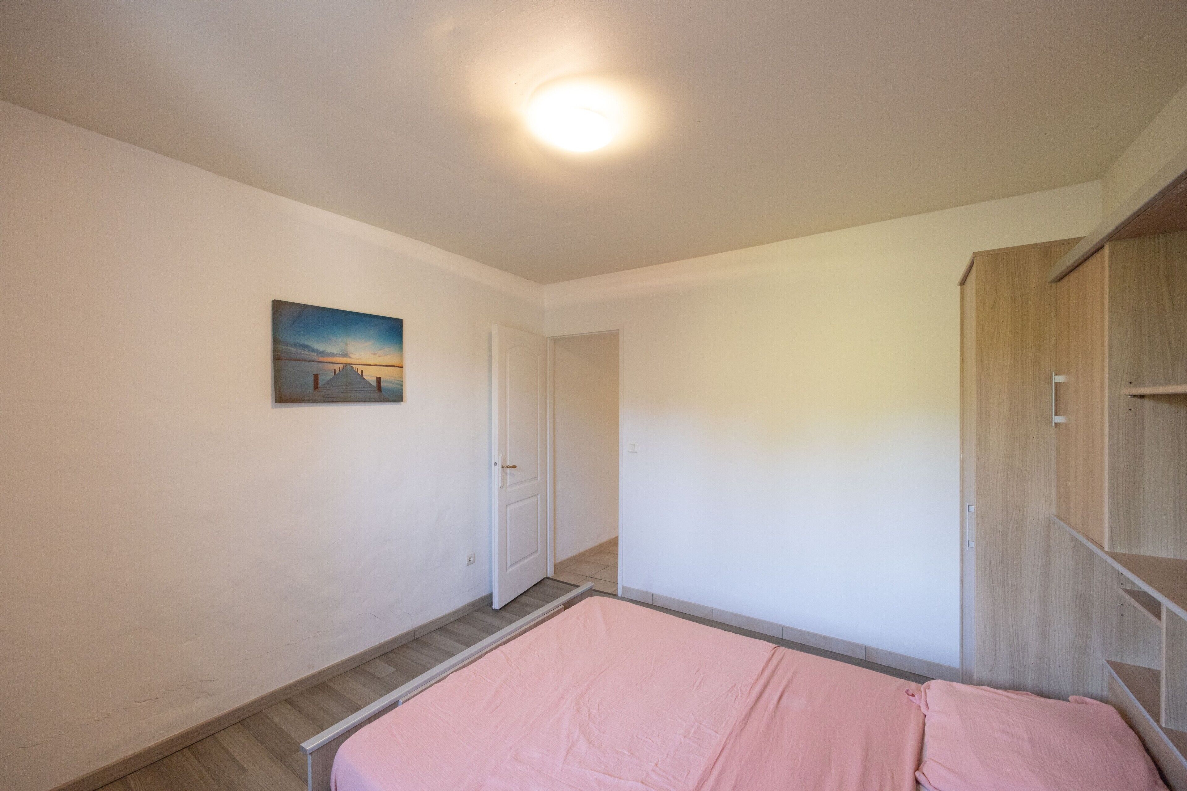 2 dormitorios y ropa de cama