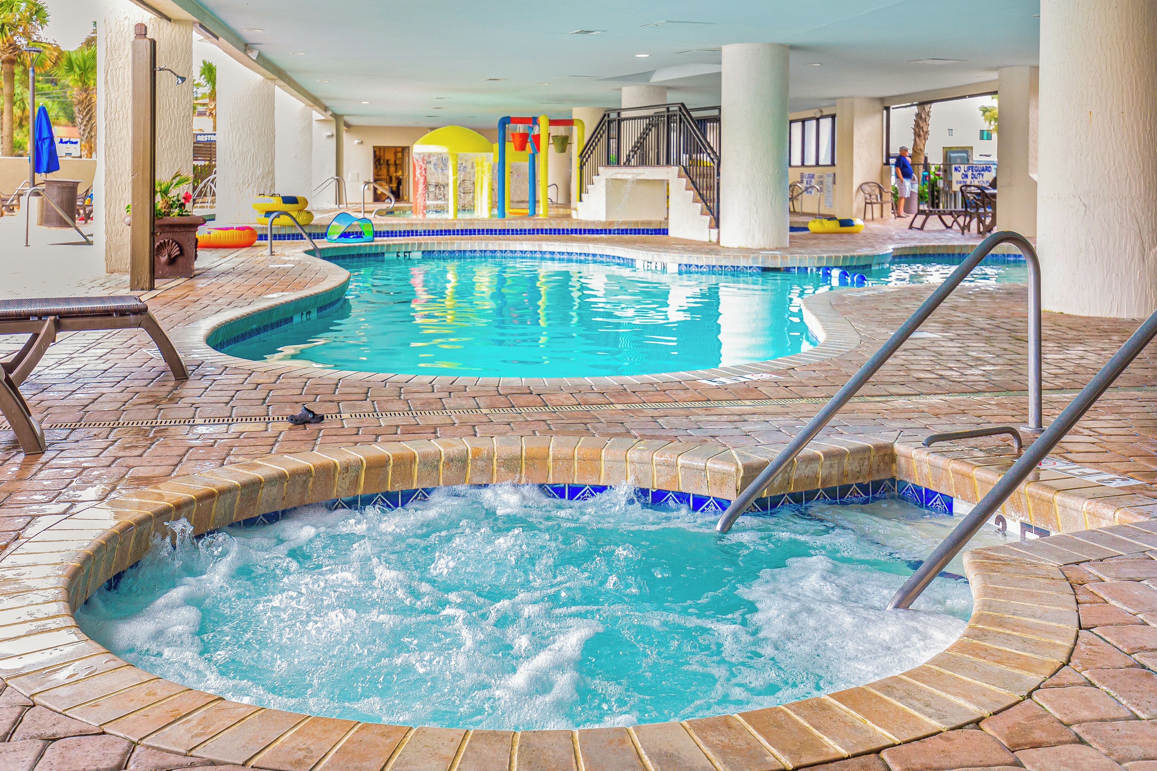 Indendørs pool, udendørs pool