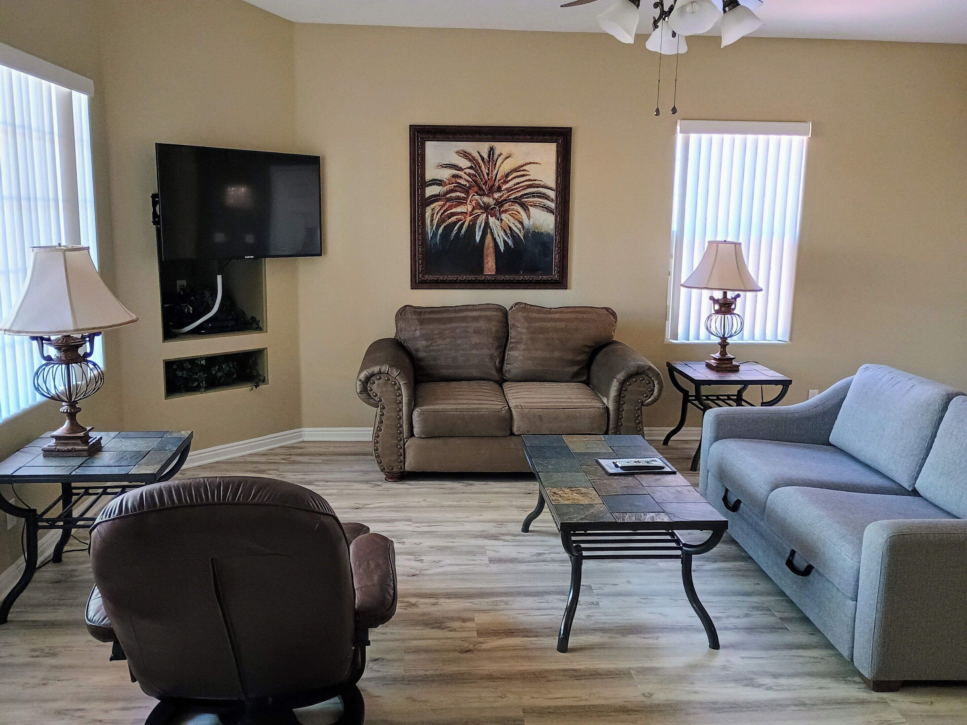 Spacious Resort Villa, 2 Pools, Hot Tubs, Garage & Clubhouse Access - メスキート, NV