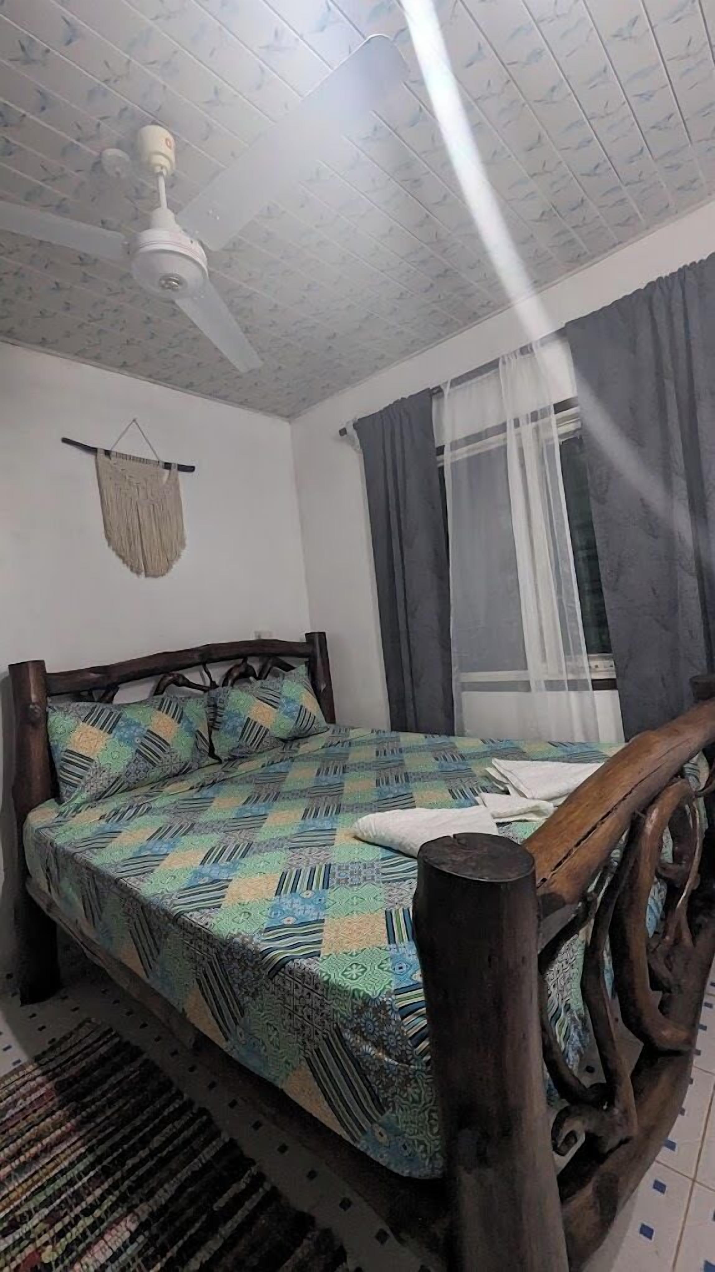 Deluxe House, Garden View | Free WiFi, bed sheets