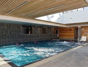 Apartment | Pool | Outdoor pool - Superior 2-bedroom Stay for 6 (Garin)