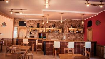 Bar (en el alojamiento)