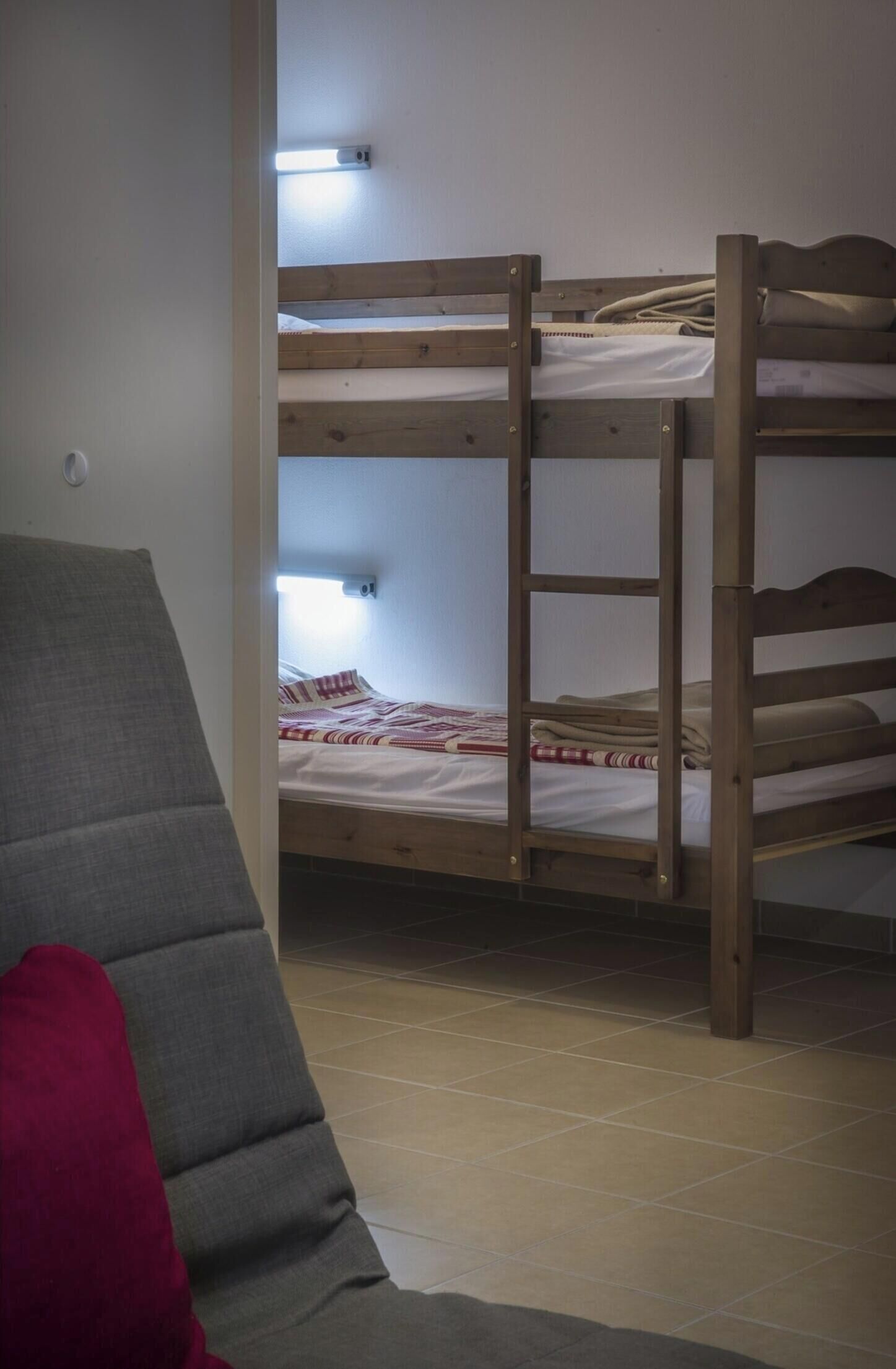 Apartment | 1 bedroom, individually furnished, bed sheets