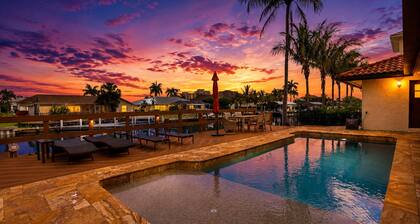 Tropical Paradise on Marco Island large 4-bedroom waterfront home & heated pool
