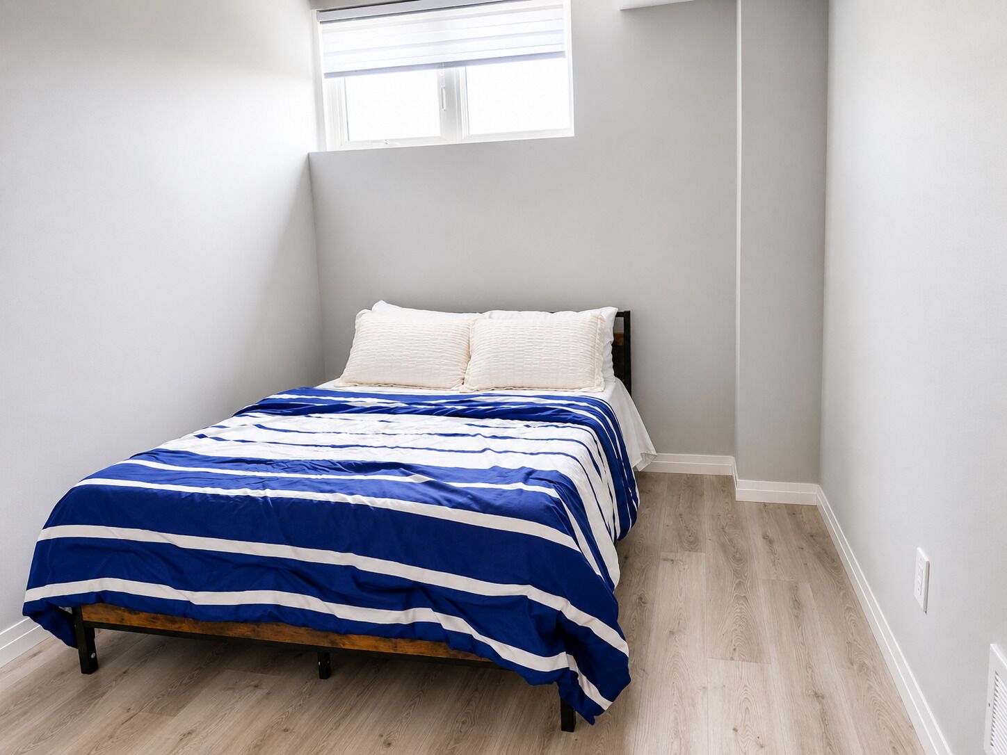 Wifi gratis y ropa de cama 
