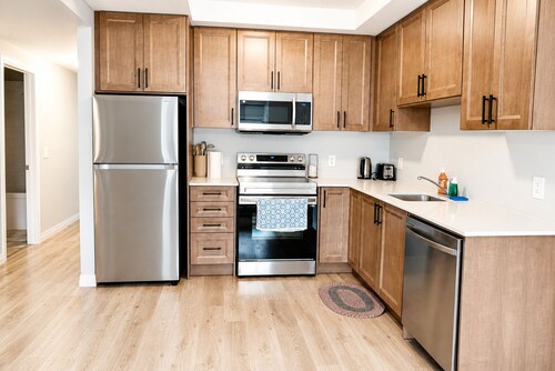 South Kitchener Retreat | 2BR 2BA · Steps to Grand River Trails · Free Parking