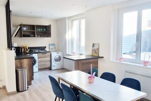 Private kitchen - Duplex luxueux de 130 m2 Centre-ville et plage à 400 m (Le Portel)