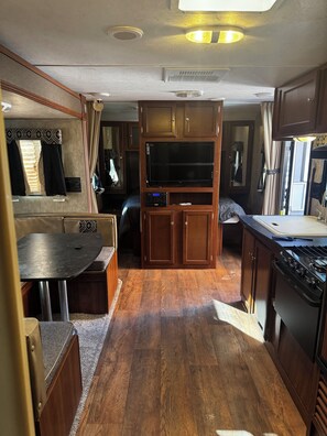 Room - Montana trailer delivered to Rexford Bench Campground (Rexford)