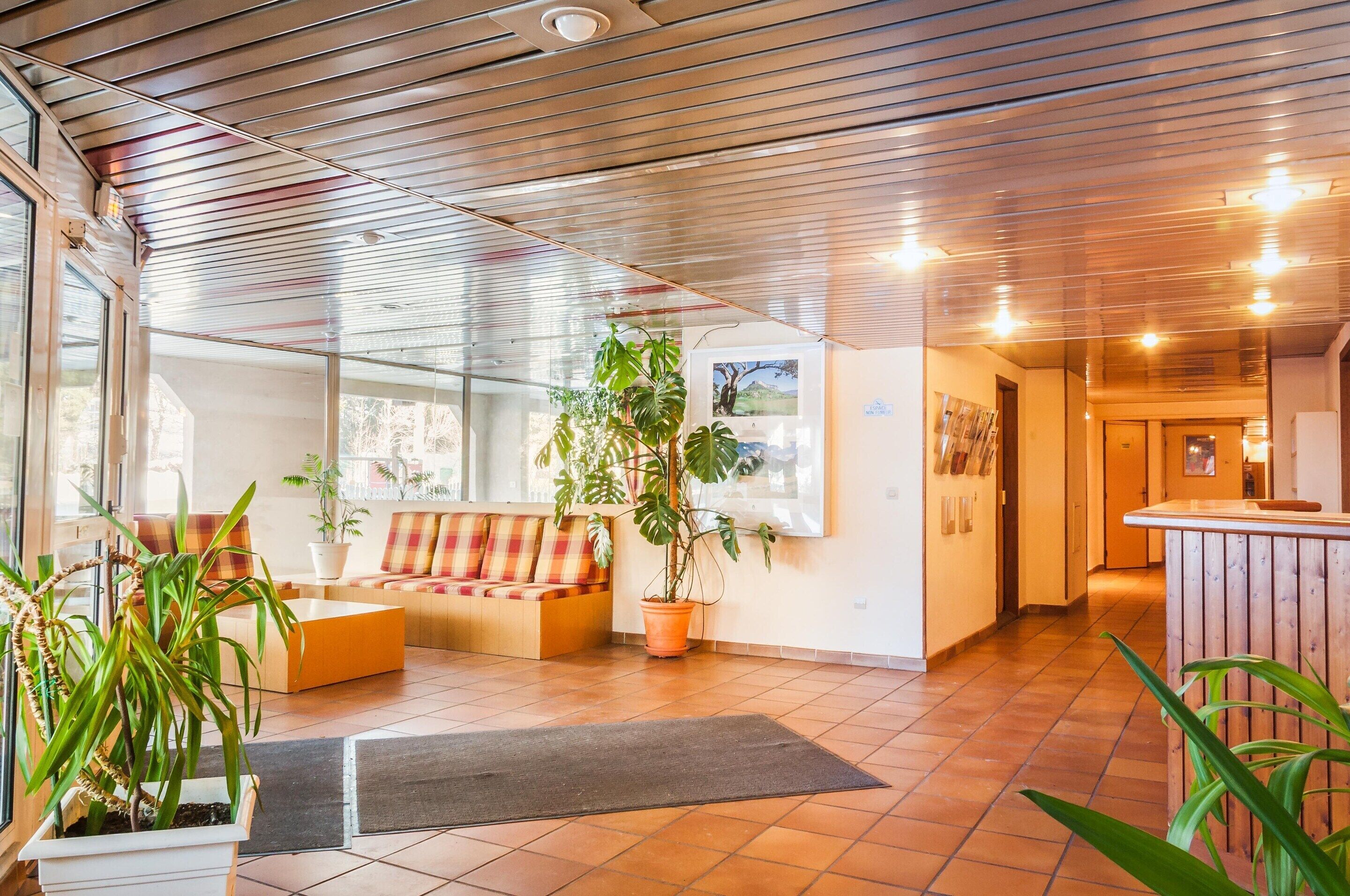 Apartment | Lobby