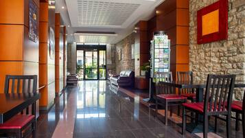 Apartment | Bahagian dalam