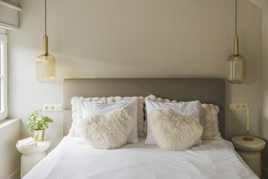 Desk, WiFi, bed sheets - Huis vlakbij Brugge met tuin & parking | 3BR (Oostkamp)