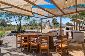 Villa | Outdoor dining