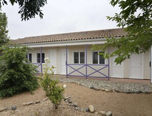 Exterior - Large Mezzanine Stay for 6 in Merville (Merville)