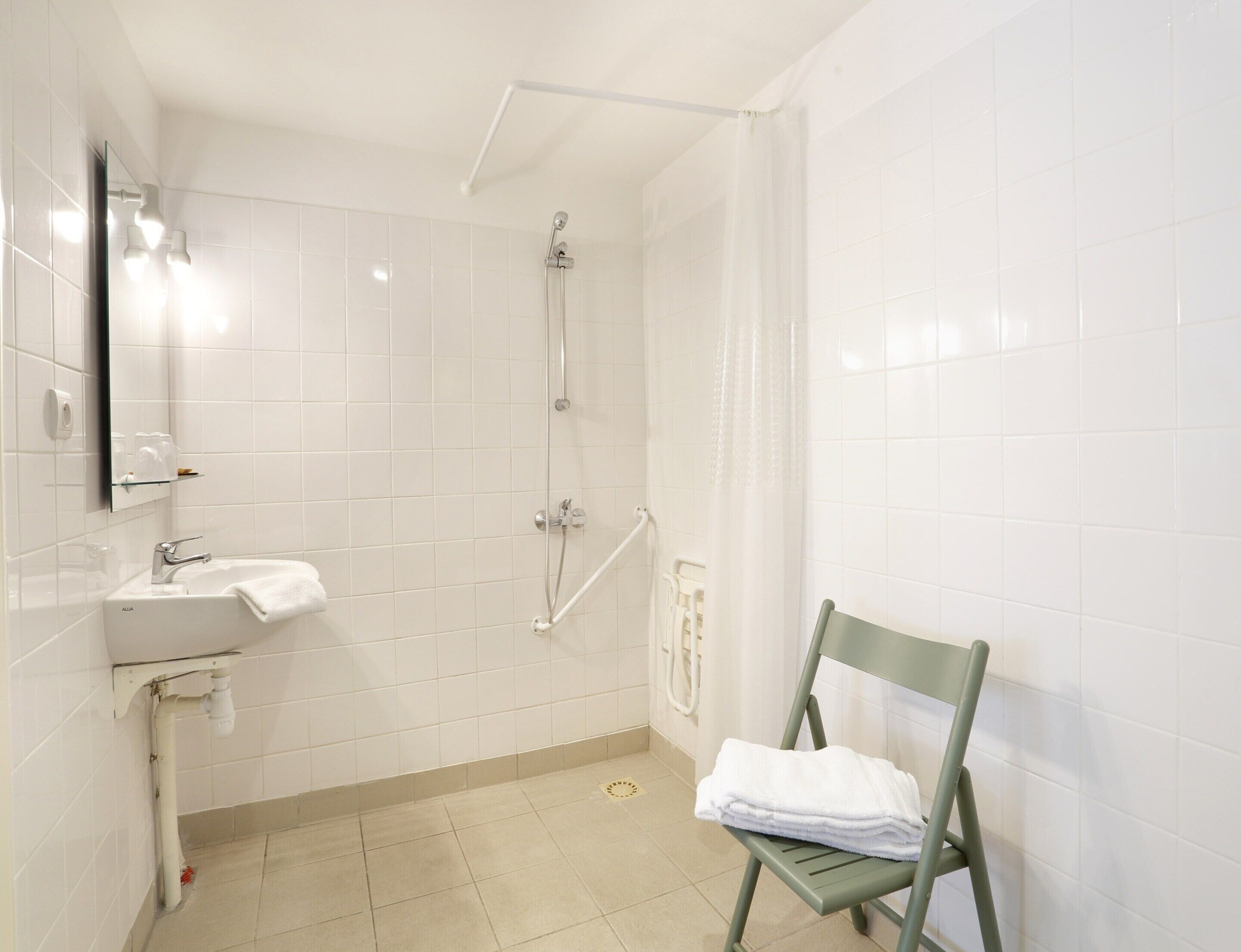Apartment | Bathroom