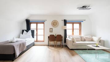 Familienapartment, Mehrere Betten, Nichtraucher, Haustiere gestattet | Hochwertige Bettwaren, Verdunkelungsvorhänge, Bügeleisen/Bügelbrett