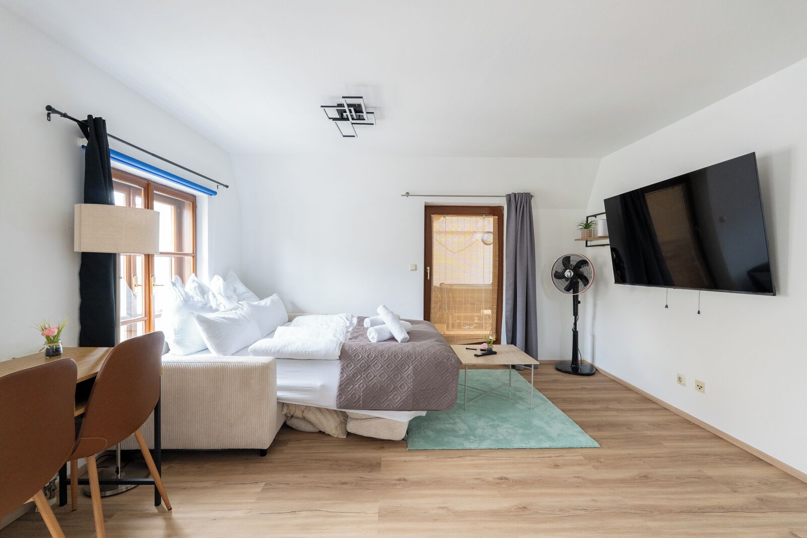 Familienapartment, Mehrere Betten, Nichtraucher, Haustiere gestattet | Hochwertige Bettwaren, Verdunkelungsvorhänge, Bügeleisen/Bügelbrett