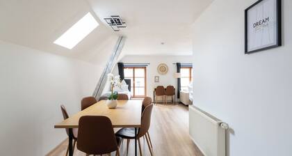 Coyhomes Steyr Riverside