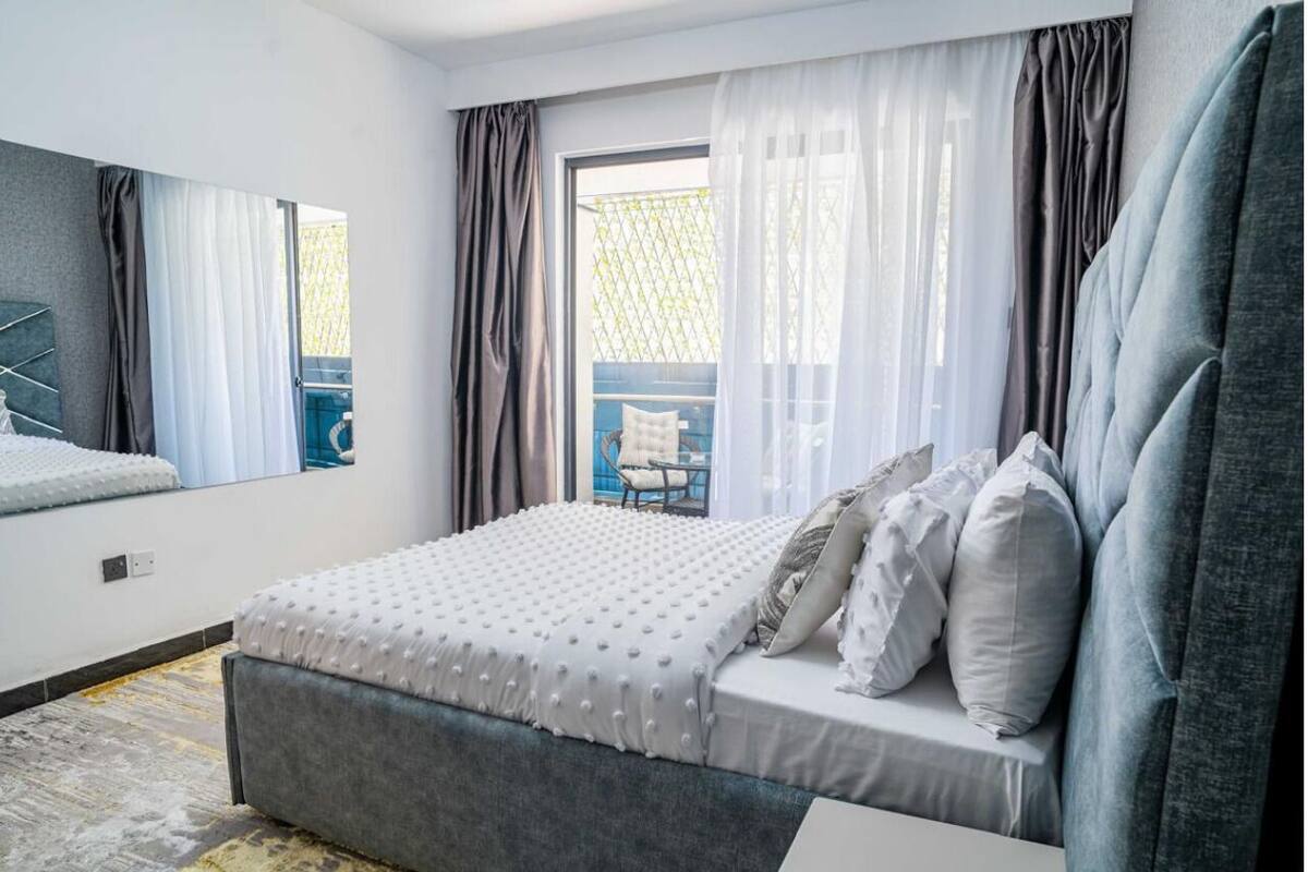 Luxury Apartment, City View | Blackout curtains, soundproofing, iron/ironing board, free WiFi
